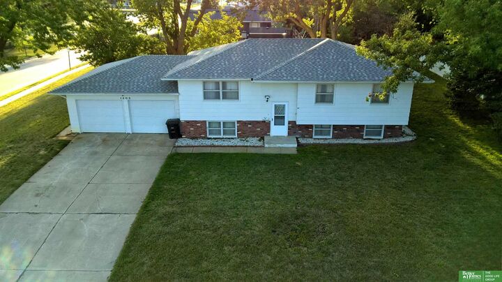 Property Photo: 1205 Ohio Avenue NE 68467