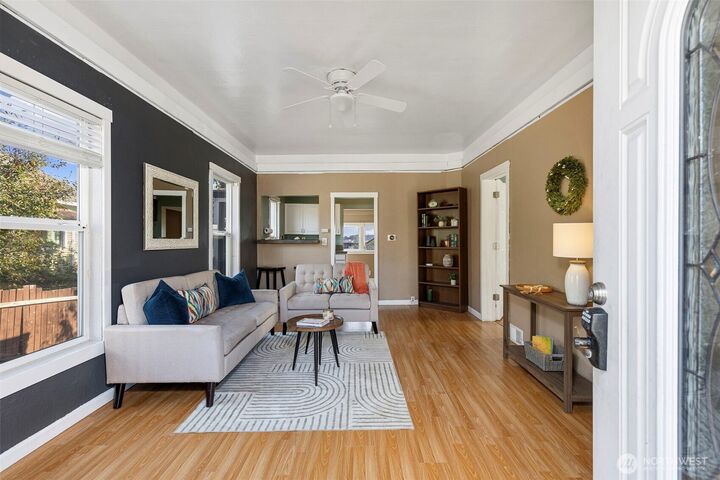 Property Photo:  212  State Avenue  WA 98337 