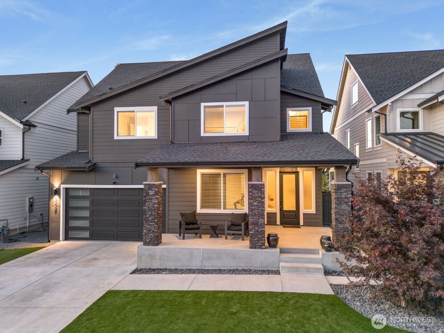 Property Photo:  2302  29th Street Pl SE  WA 98374 