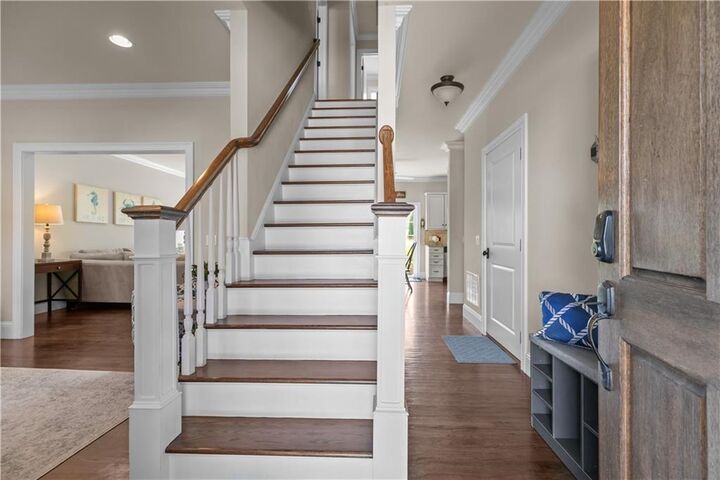 Property Photo:  5 Lowndes Street  RI 02840 