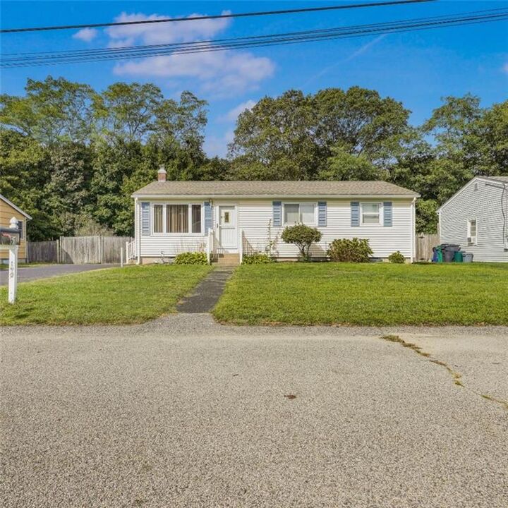 61 Ebony Drive  East Greenwich RI 02818 photo