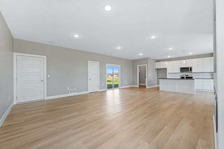 Property Photo:  3152 E Highridge Ct  KS 67219-4585 