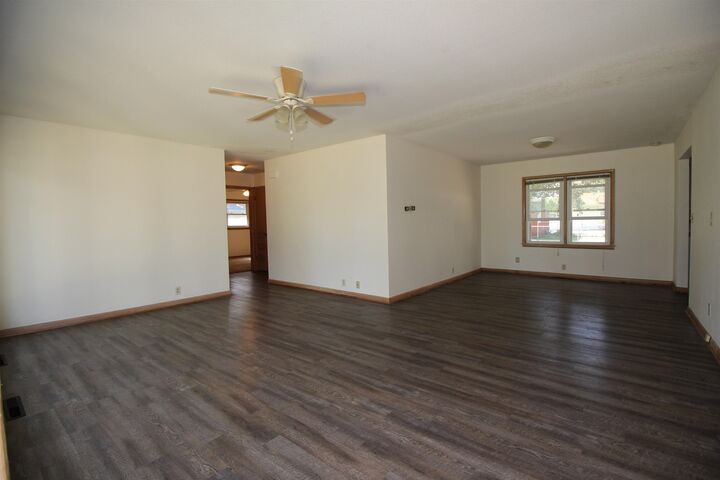 Property Photo: 153 Eunice St KS 67042