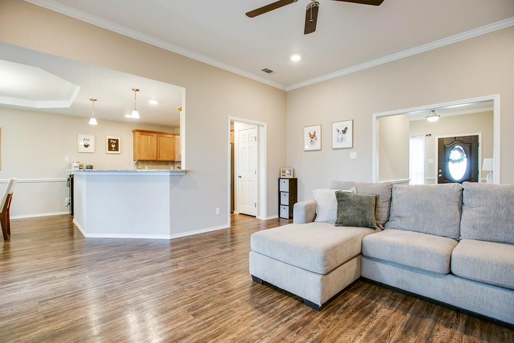 Property Photo: 5333 Coral Way TX 76904