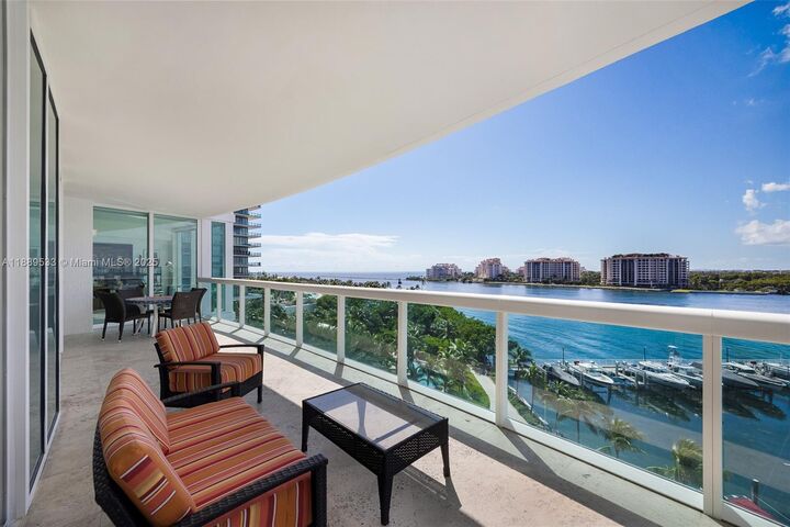 1000 S Pointe Dr 703  Miami Beach FL 33139 photo