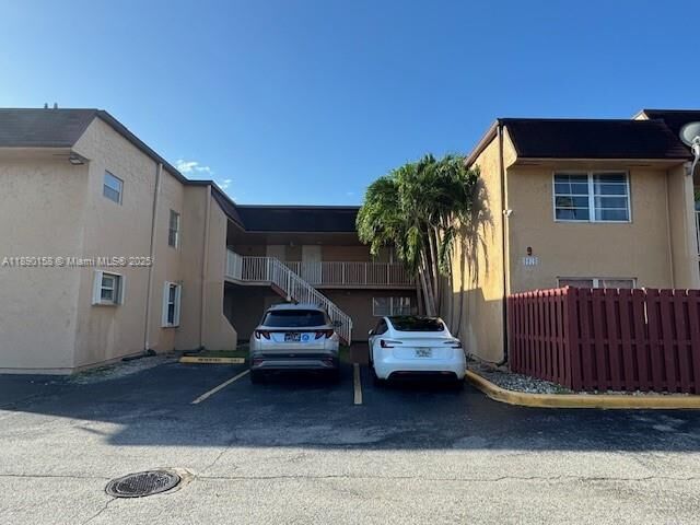 Property Photo:  9970 SW 88th St 917-9  FL 33176 