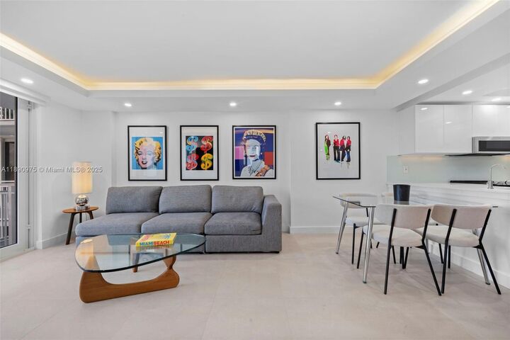 345 Ocean Dr 326  Miami Beach FL 33139 photo