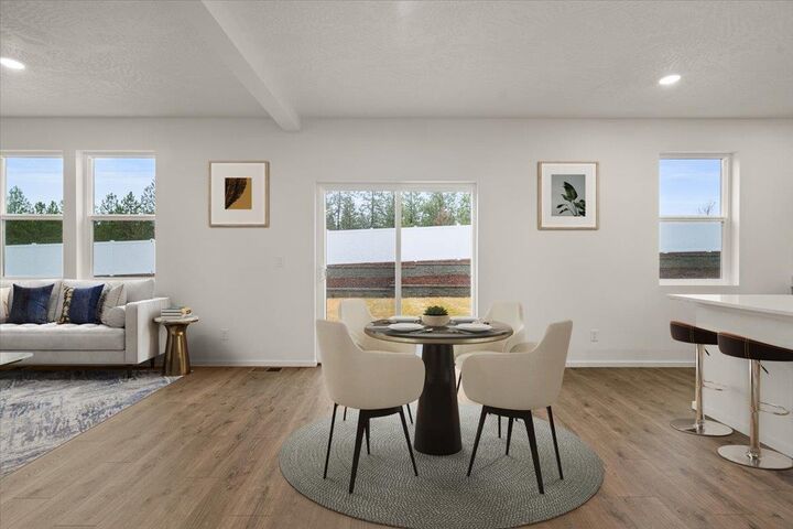 Property Photo:  413 N Washington Ave  WA 99006 