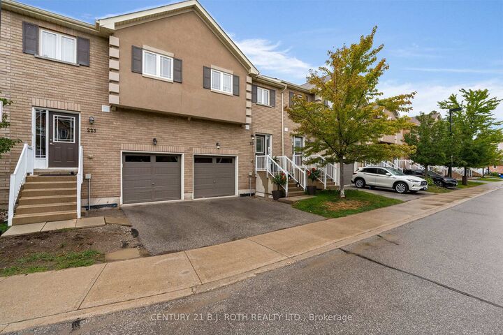 Property Photo: 221 Harvie Road ON L4N 9P8