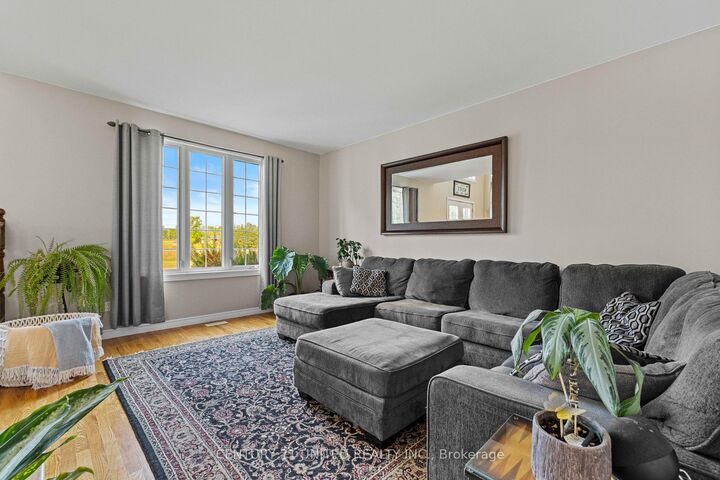 Property Photo:  1739 Heritage Line  ON K0L 2G0 