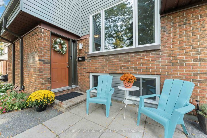 Photo de la propriété:  1361 Marigold Crescent  ON K1B 5E7 