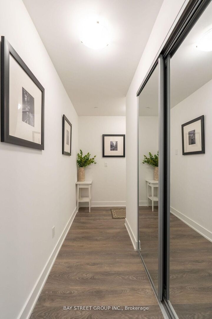 Property Photo: 2485 Taunton Road W 620 ON L6H 3R8