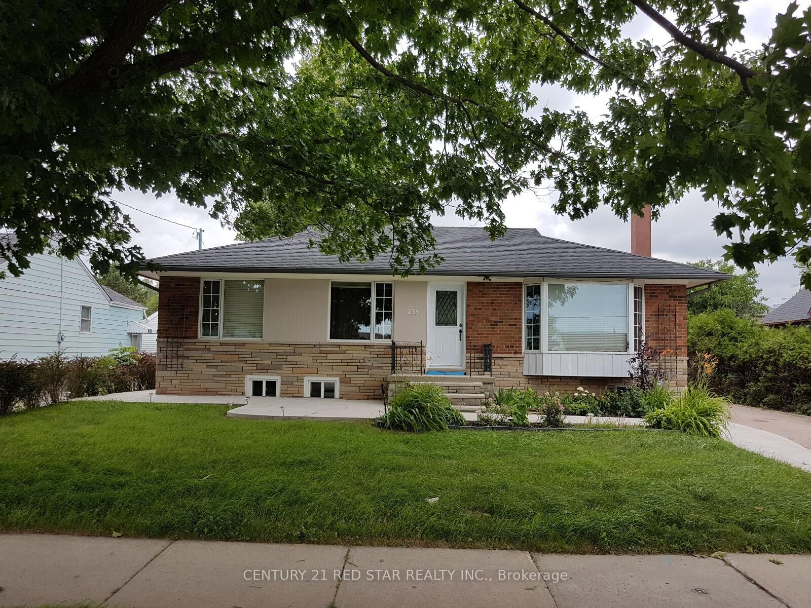 Property Photo: 235 Mary Street ON L6K 1S5