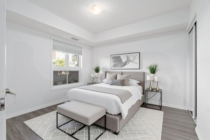Property Photo:  1045 Nadalin Heights 111  ON L9T 8R5 