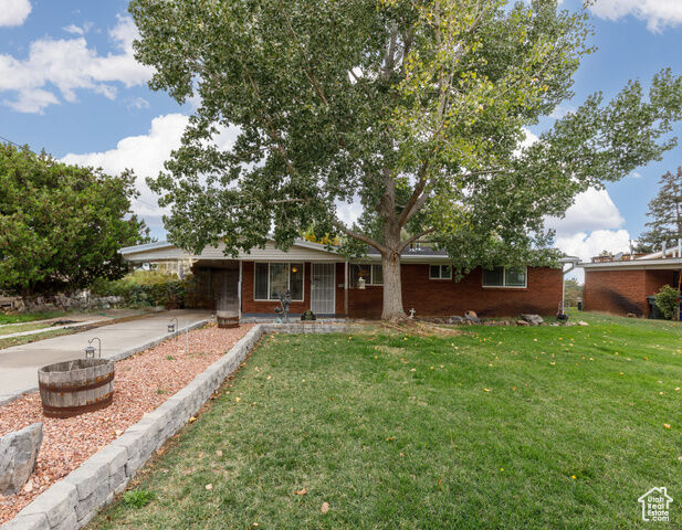 Property Photo:  915 Hislop Dr  UT 84404 