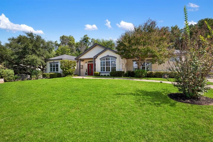Property Photo:  914 Challenger  TX 78734 