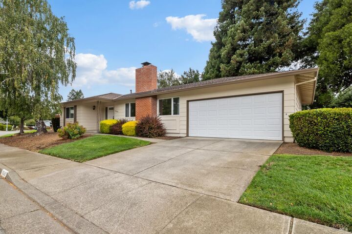Property Photo:  6549 Meadowridge Drive  CA 95409 