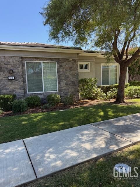 Property Photo:  6312 Rolling Hills Lane  CA 93306 