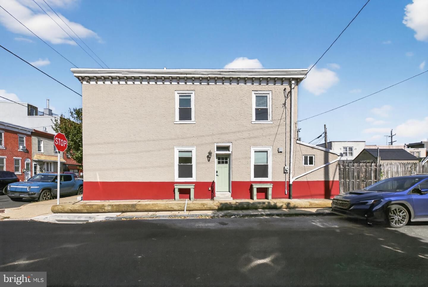 Property Photo:  2559 Sepviva Street  PA 19125 
