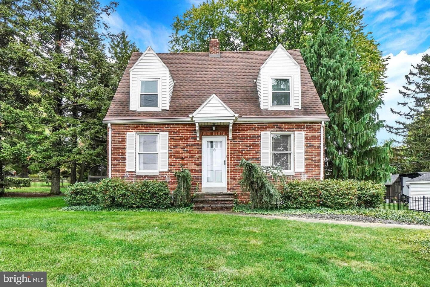 Property Photo:  1351 Greenhill Road  PA 17403 