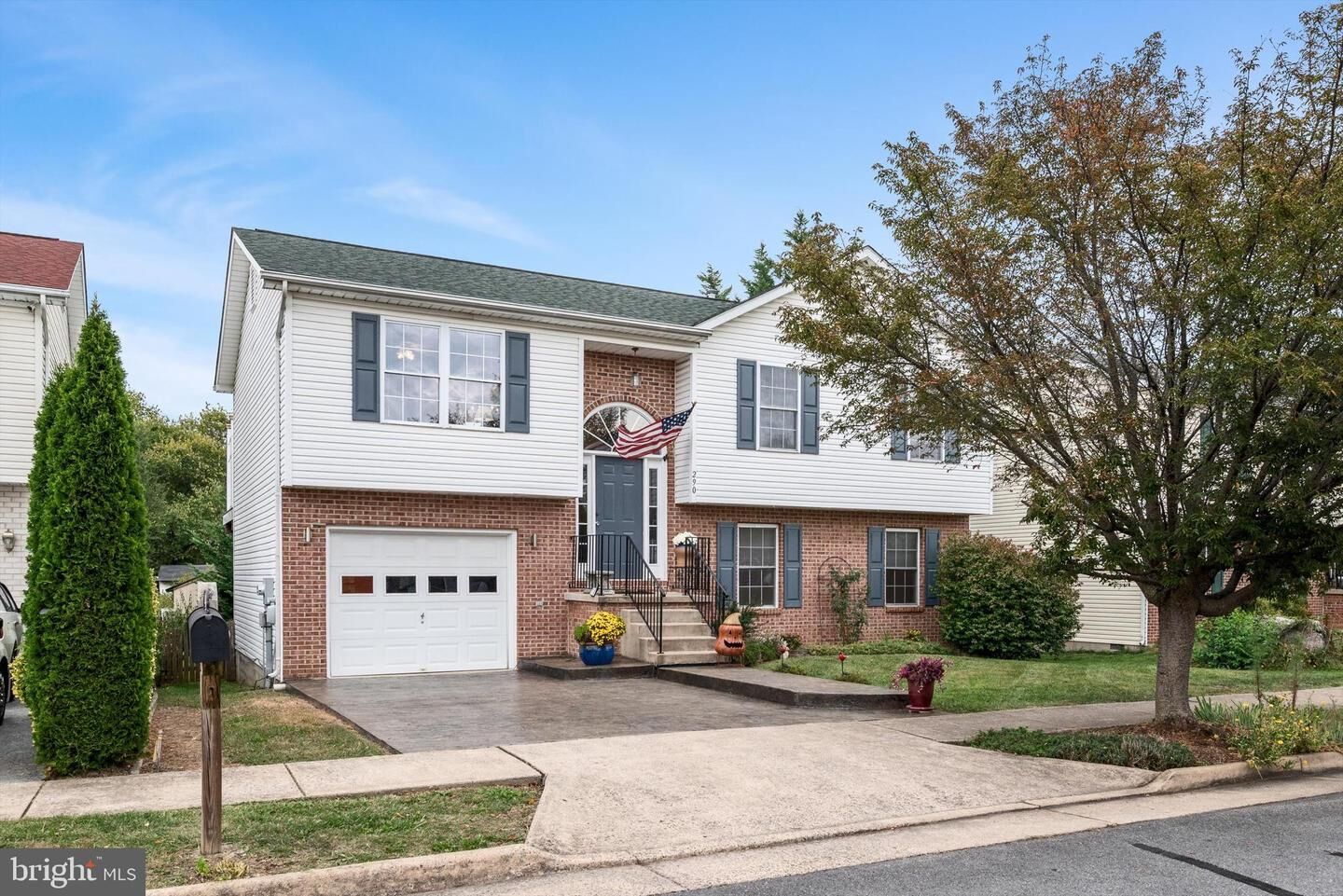 Property Photo: 290 Green Street VA 22601