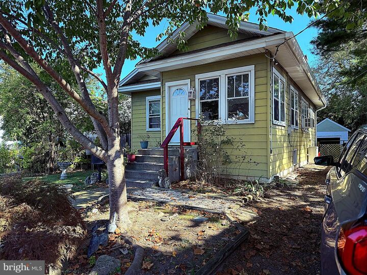 Property Photo: 149 N Fernwood Avenue NJ 08071