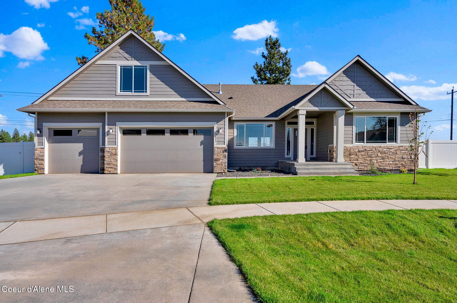 Property Photo:  15021 N Liane Ln  ID 83858