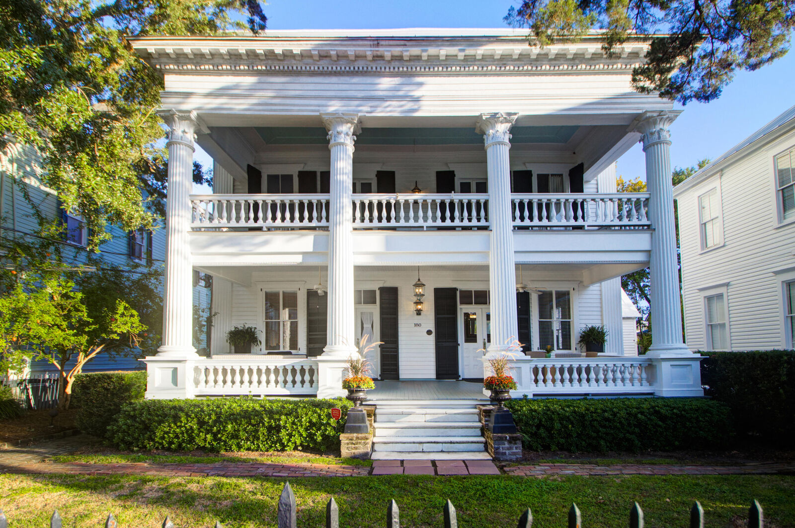 Property Photo: 180 Broad Street # A SC 29401