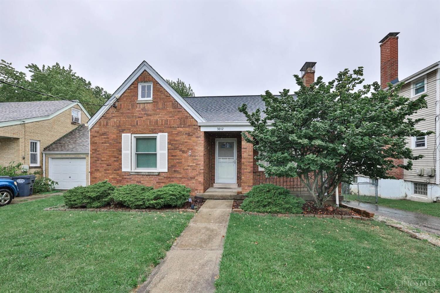 Property Photo: 3842 Biehl Avenue OH 45248