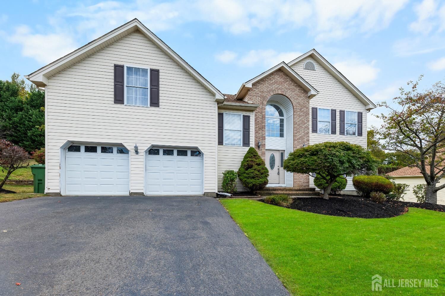 Property Photo: 7 Battista Court NJ 08872