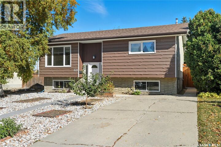 Photo de la propriété: 337 Brock Crescent SK S7H 4N2