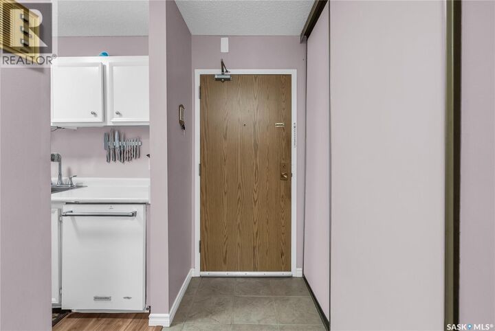 Photo de la propriété: 106 207C Tait Place SK S7H 5L8