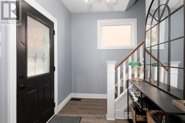 Property Photo: 95 McNab Street ON N5A 1Z3