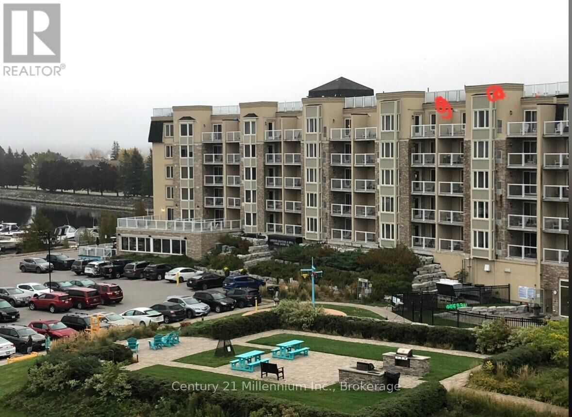 Property Photo:  9 Harbour Street East 6412-6414  ON L9Y 5C5 