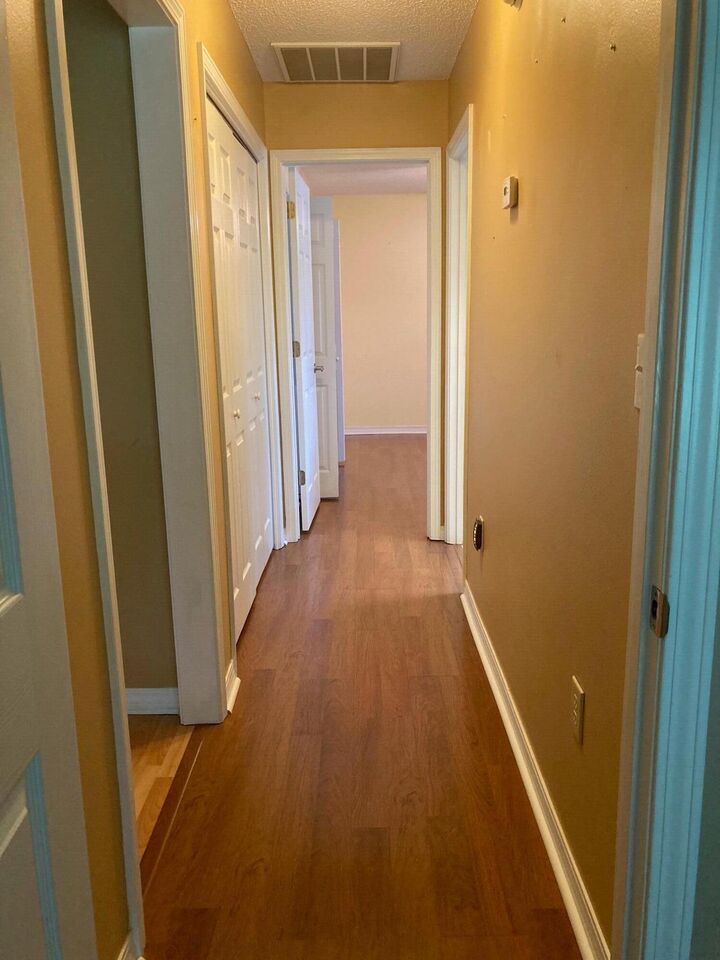 Property Photo: 5505 Kiowa Pass FL 32536
