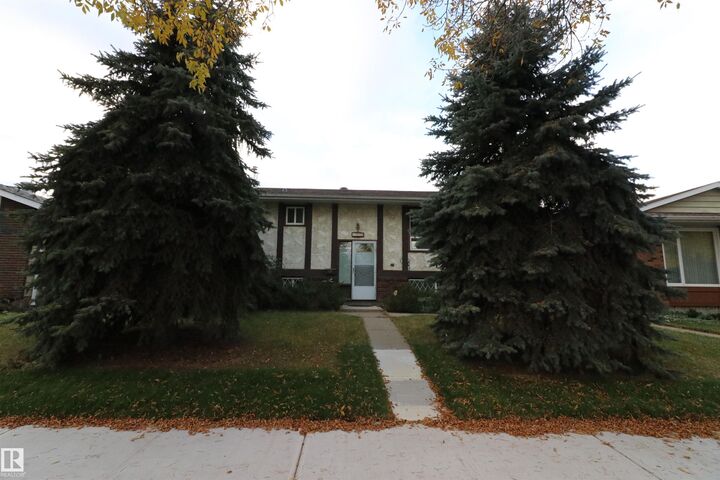10820 172 Avenue NW  Edmonton AB T5X 3E9 photo