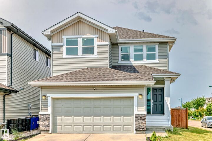 Property Photo: 1452 30 Street NW AB T6T 0Z5