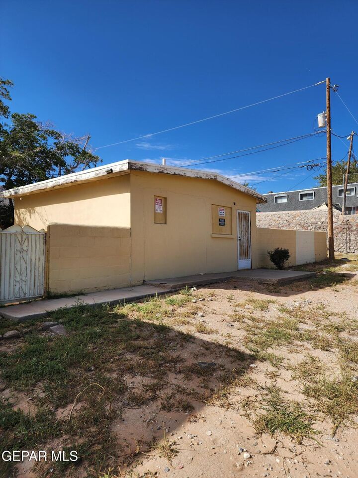 Property Photo:  3015 McKinley Avenue  TX 79930 