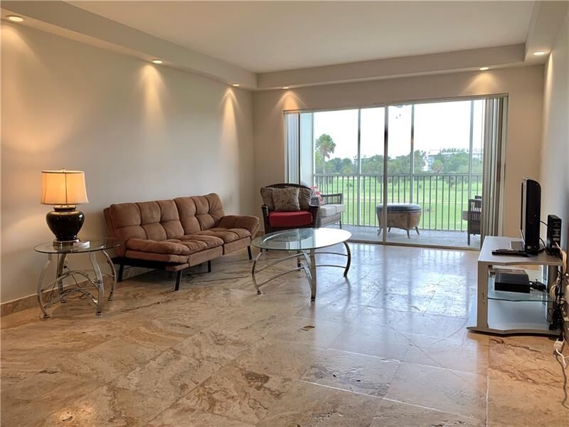 Property Photo: 2950 N Palm Aire Dr 305 FL 33069