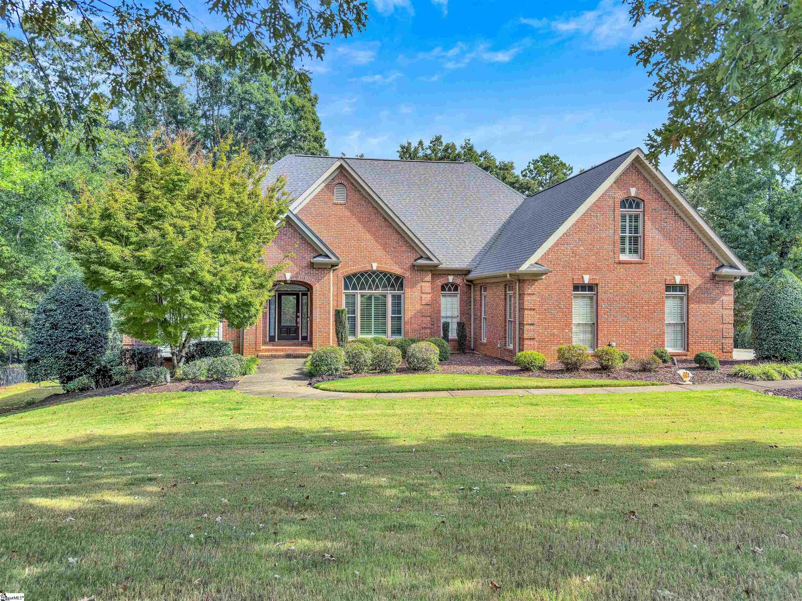 Property Photo: 853 Oakcrest Road SC 29301