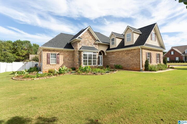 Property Photo: 801 Emilys Pass AL 36265