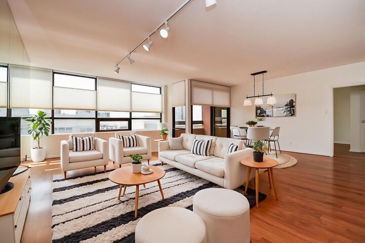 Property Photo: 5150 Hidalgo Street 805 TX 77056
