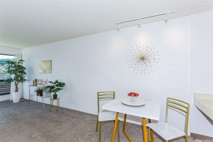 Property Photo: 98-640 Moanalua Loop 2041 HI 96701