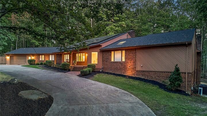 12 Dunlevy Road  Charleston WV 25314 photo