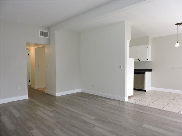 Property Photo:  145 Northmoor Road  FL 32707 