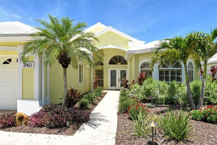 Property Photo:  340 Bermuda Court 5  FL 34293 