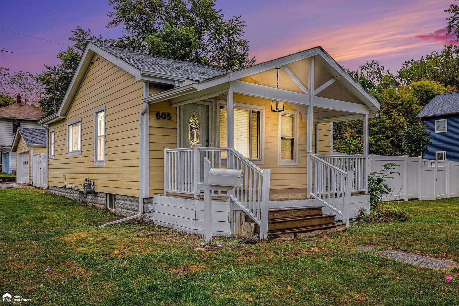 Property Photo: 605 Spruce Street MI 48458-1942