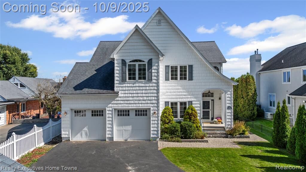 Property Photo: 5802 Lakeshore Road MI 48059 2819