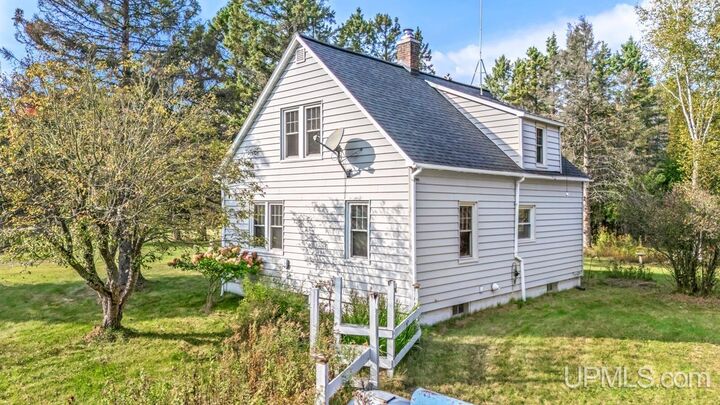 Property Photo:  4296 Cedar 36th Lane  MI 49880