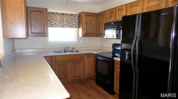 Property Photo:  308 S 5th Street 308  MO 63028